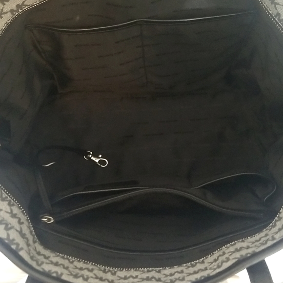 Michael Kors Tote Bag - Picture 3 of 7